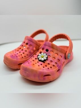 Joybees Orange-Pink Tie-Dye Clog with Daisy Charm 10/11